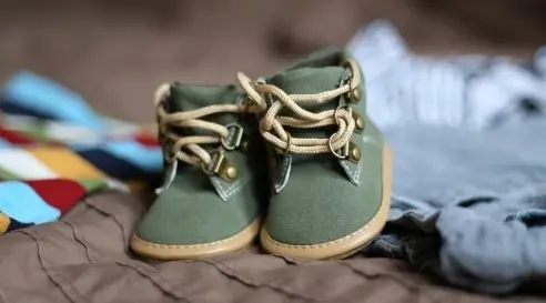 Jakie buty dla dzieci? Poradnik krok po kroku jak dobrać pierwsze buty dla dziecka