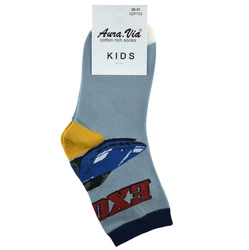 Niebieskie skarpetki chłopięce z wyścigówką Aura.Via GZF703