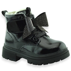 Zimowe dziewczęce trapery z lakierowanej eko skóry Wojtyłko 26099 Czarne